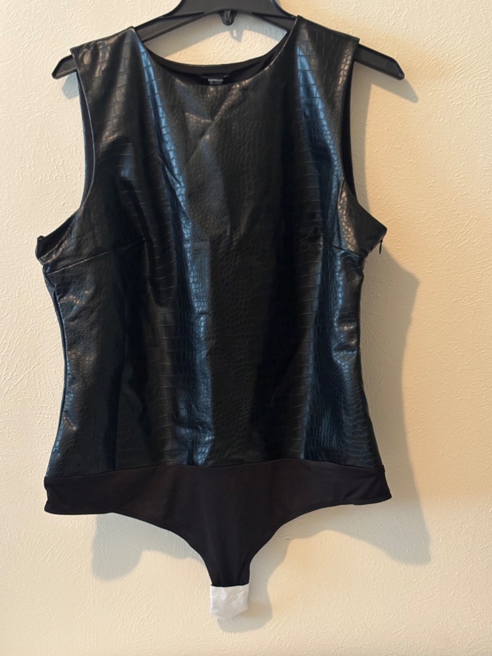 Express Ladies Body Contour Croc Faux Leather High Neck Thong Bodysuit - Size XL - Picture 4 of 7